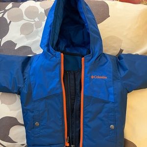 Baby Columbia Snow Suit size 12-18 months. Navy blue.